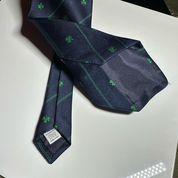 Irish Luck Navy Blue Tie with Green Shamrocks - Picture 3 of 11
